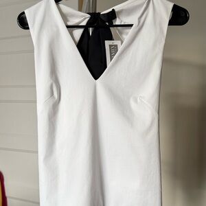 Chic White Sleeveless Top w/ Black Bow Tie Open Back Elegant Blouse Side Zip